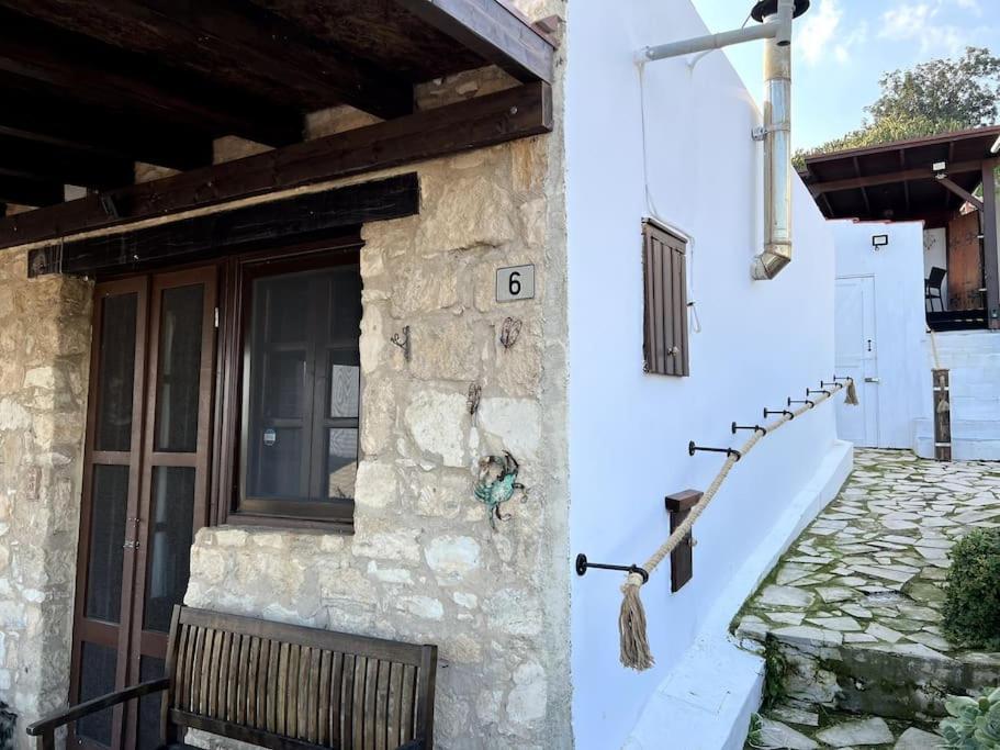 'I Folia' Village House With Roof Garden And Terrace Pissouri Exterior photo