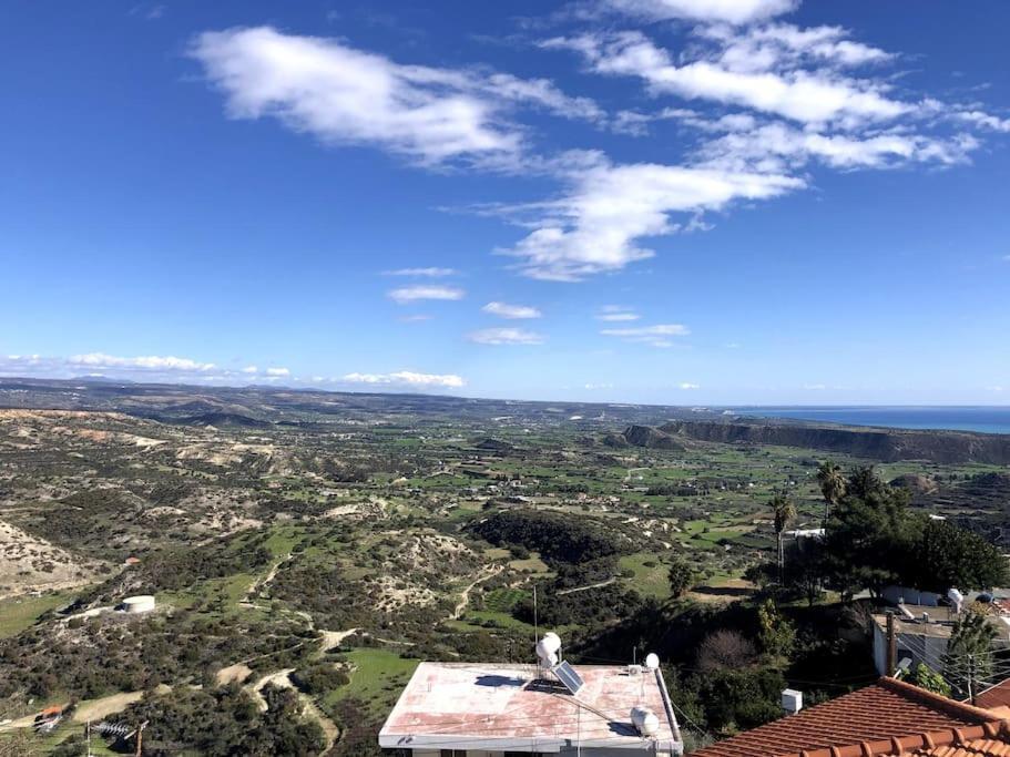 'I Folia' Village House With Roof Garden And Terrace Pissouri Exterior photo