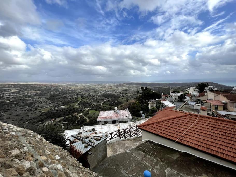 'I Folia' Village House With Roof Garden And Terrace Pissouri Exterior photo